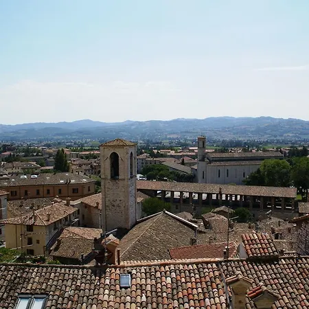 Casa de Férias Holiday Home In Montone With Pool & Terrace *